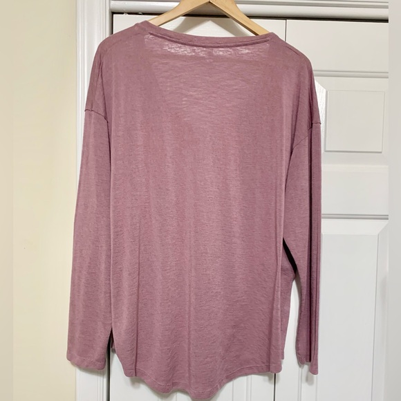 Athleta Long Sleeve V Neck Tee - Light Purple - XL - 16/18 - Picture 3 of 7